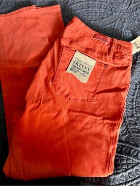 Skinny Fit Jeans in Bright Salmon Pink Persimmon